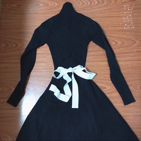 Black Long Prom Dress with Open Back& White Ribbon - Picture 1 of 4